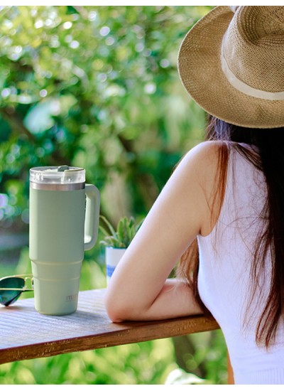Tyeso QQ Termos Sızdırmaz Pipetli Çift Duvarlı Vakumlu 900ML